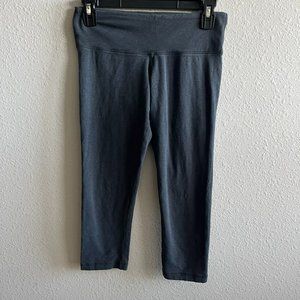 Lululemon Women's Gray High Rise Cropped Leggings Size 2